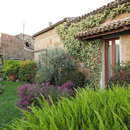 Casa Erica Lubriano